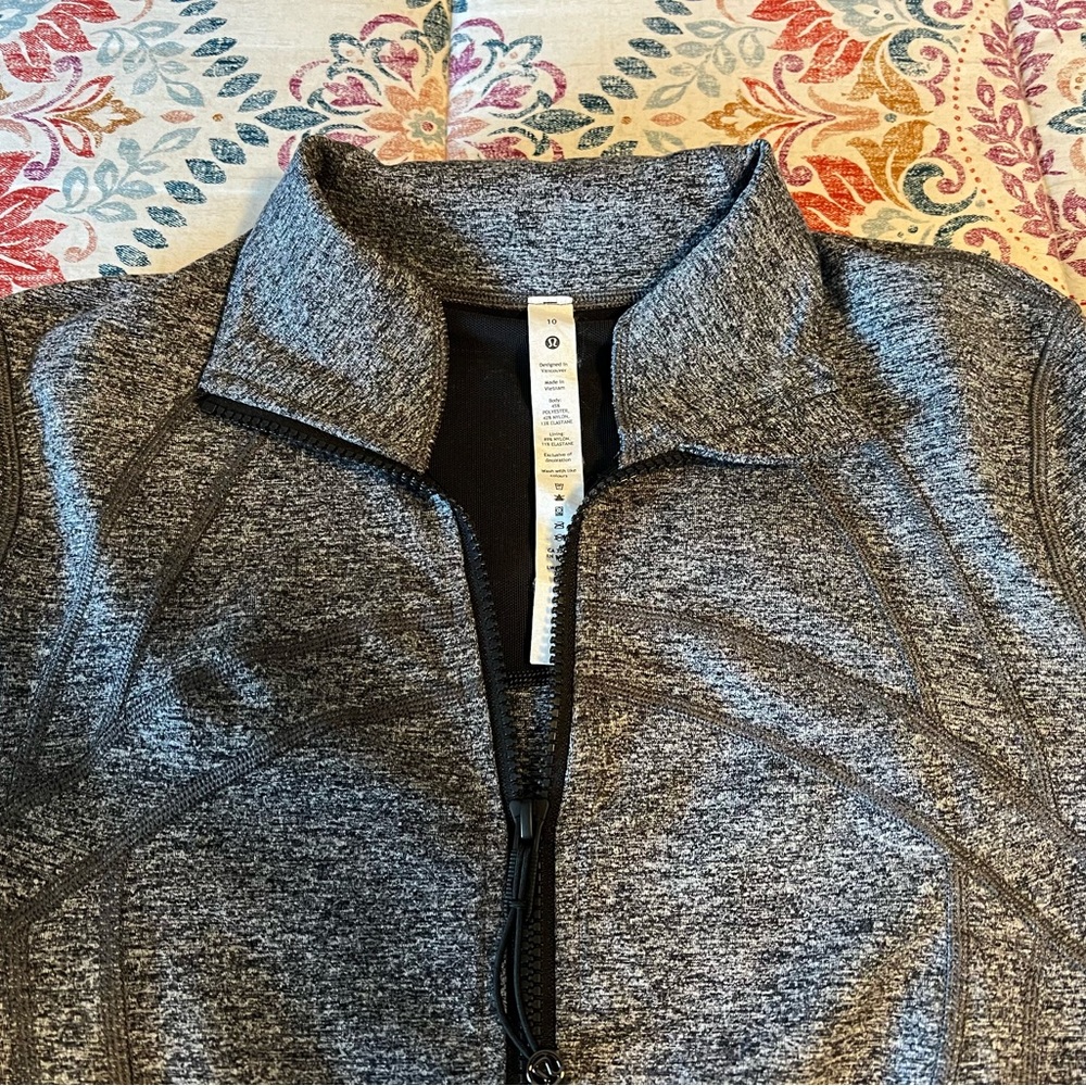 Lululemon Define Jacket - image 3